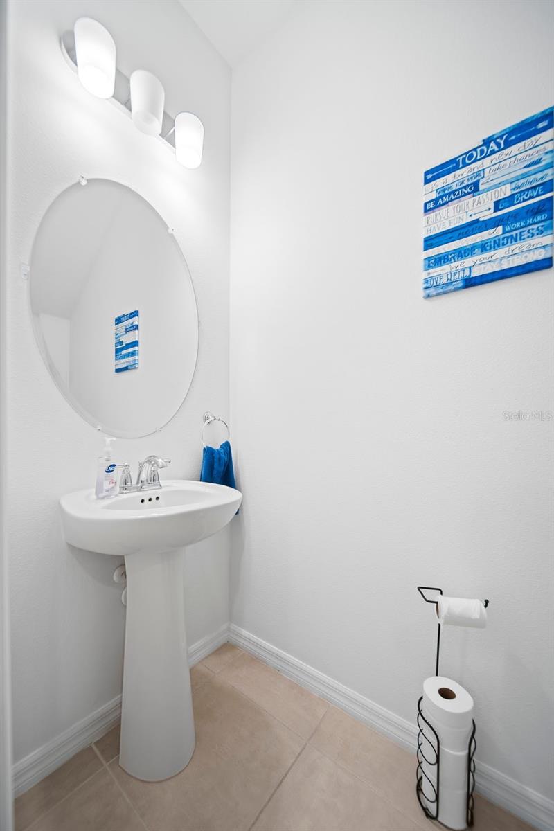 Image 12 of 27 For 3593 Anibal Street