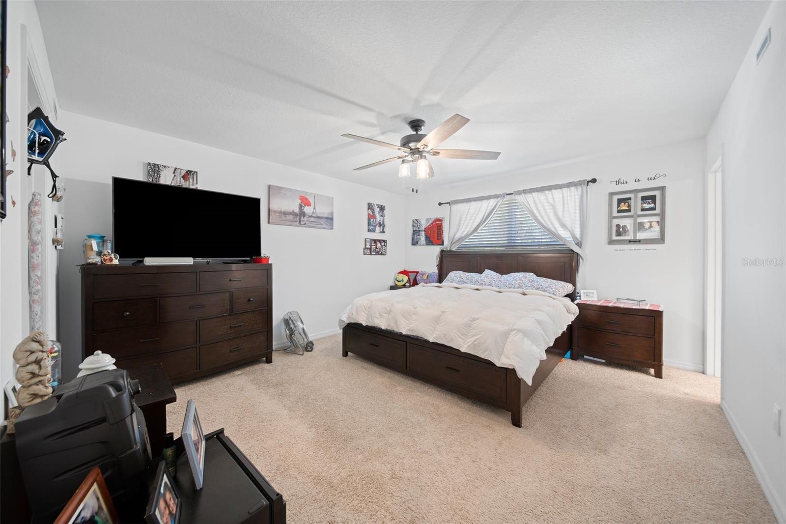 Image 13 of 27 For 3593 Anibal Street