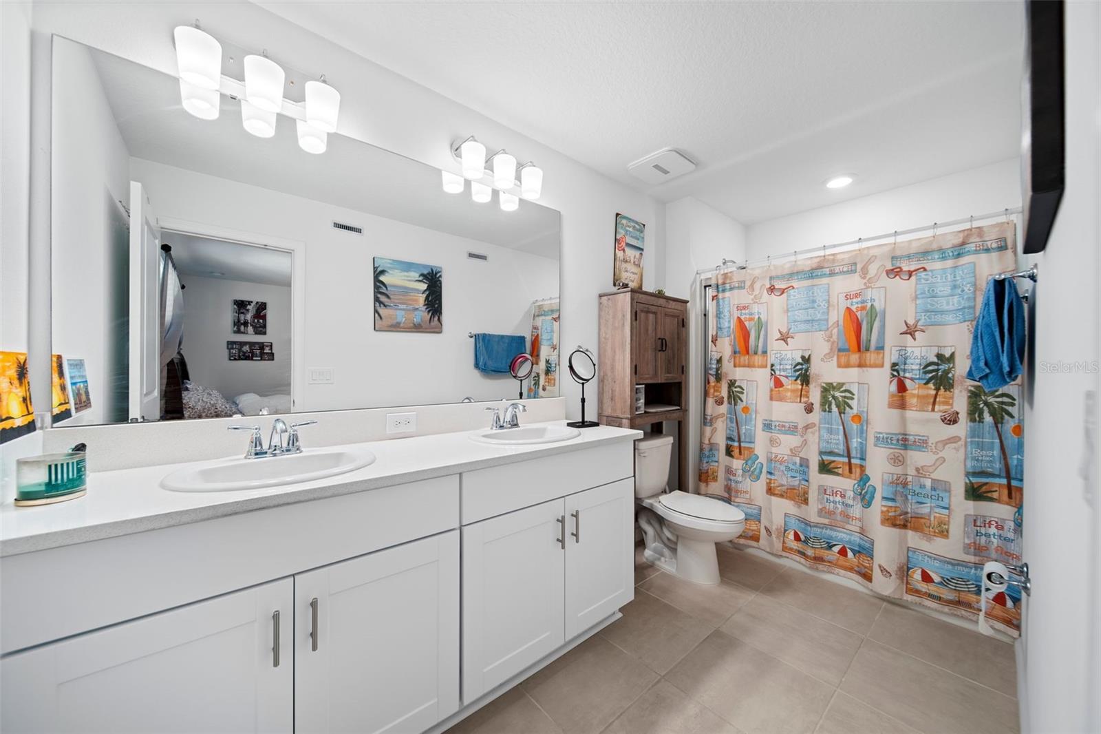 Image 14 of 27 For 3593 Anibal Street