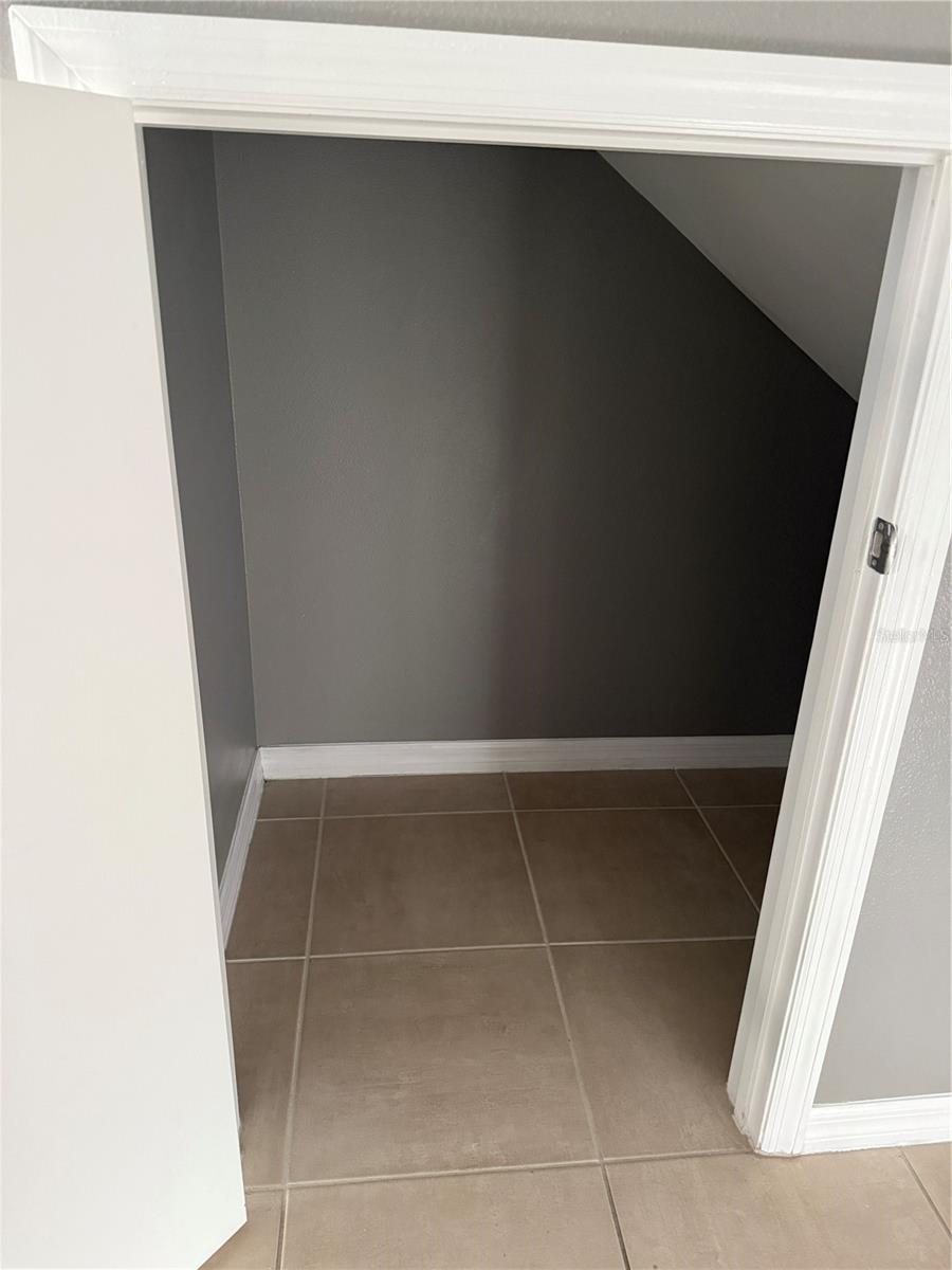 Image 25 of 27 For 3593 Anibal Street