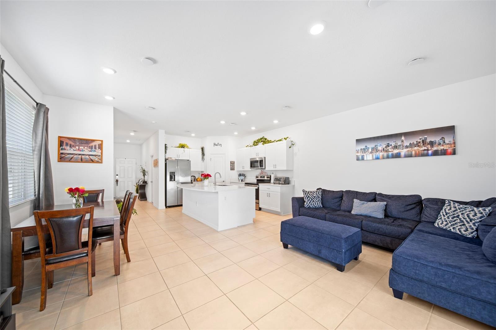 Image 9 of 27 For 3593 Anibal Street