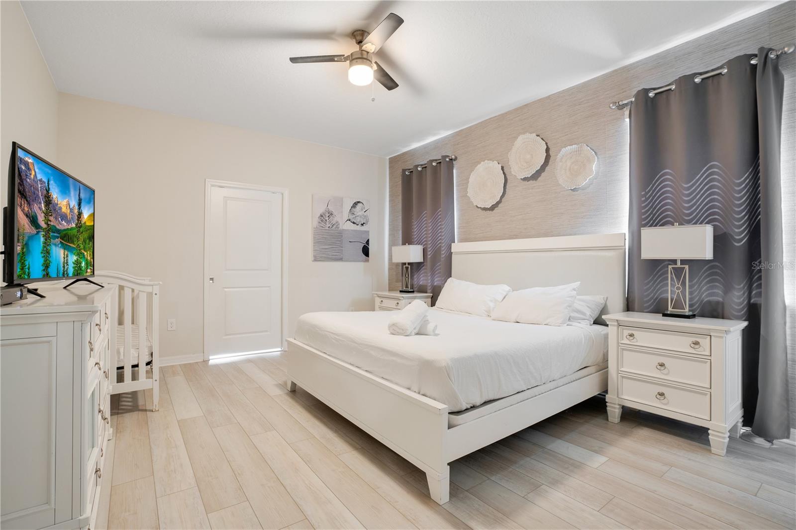 Image 23 of 56 For 2316 Lelani Circle