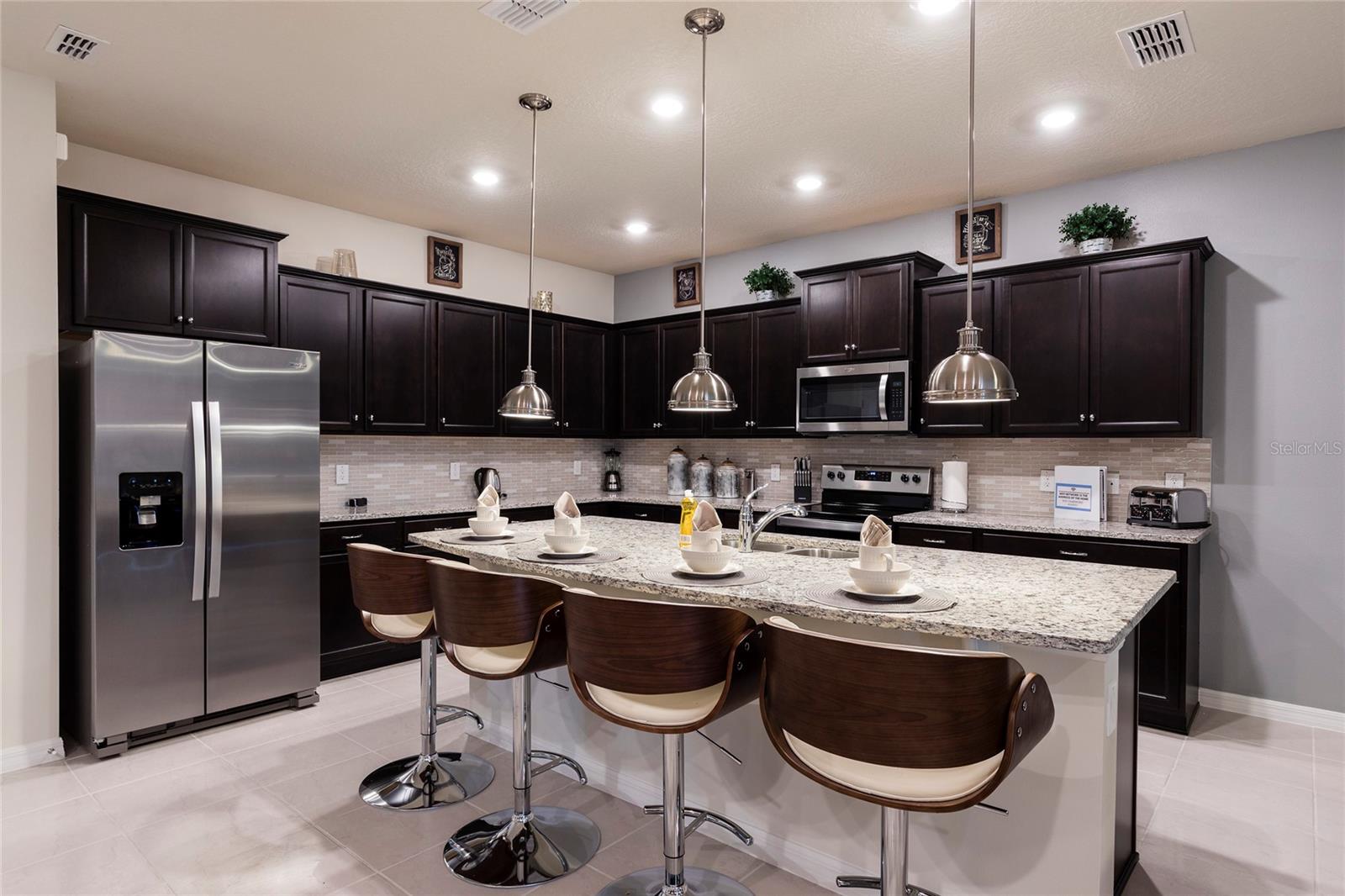 Image 5 of 56 For 2316 Lelani Circle