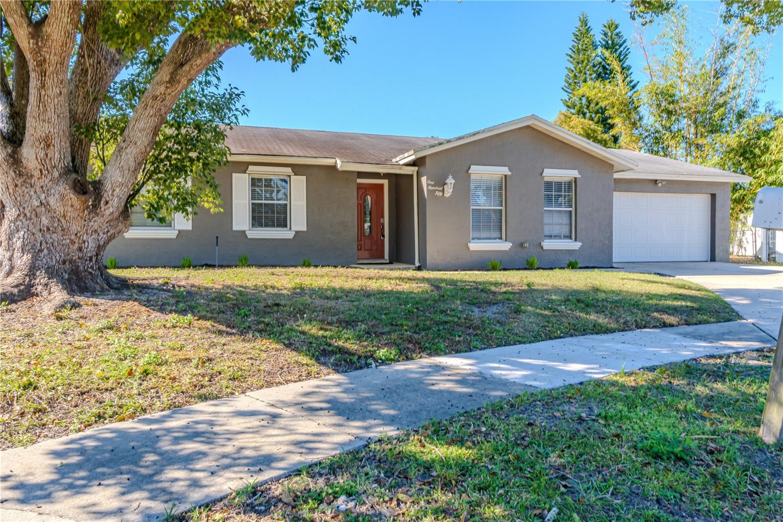 Image 2 of 48 For 150 Lady Susan Court