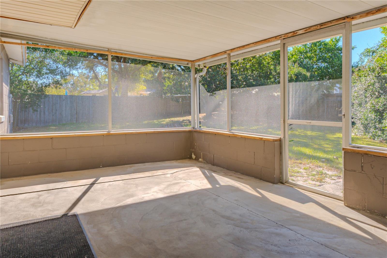 Image 41 of 48 For 150 Lady Susan Court