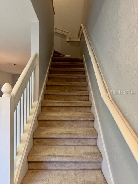 Image 13 of 23 For 719 Shropshire Loop 719