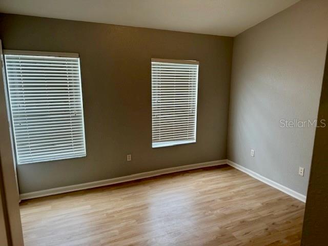 Image 21 of 23 For 719 Shropshire Loop 719