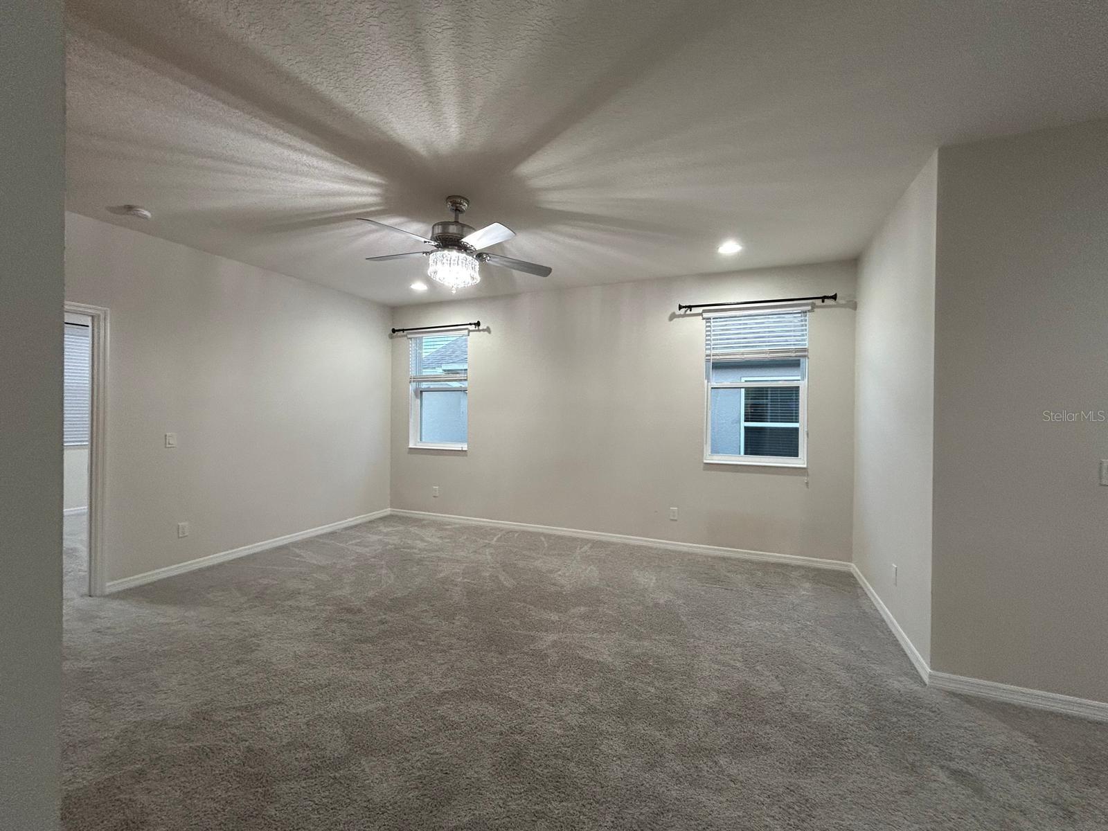 Image 10 of 43 For 4569 Dulwik Place