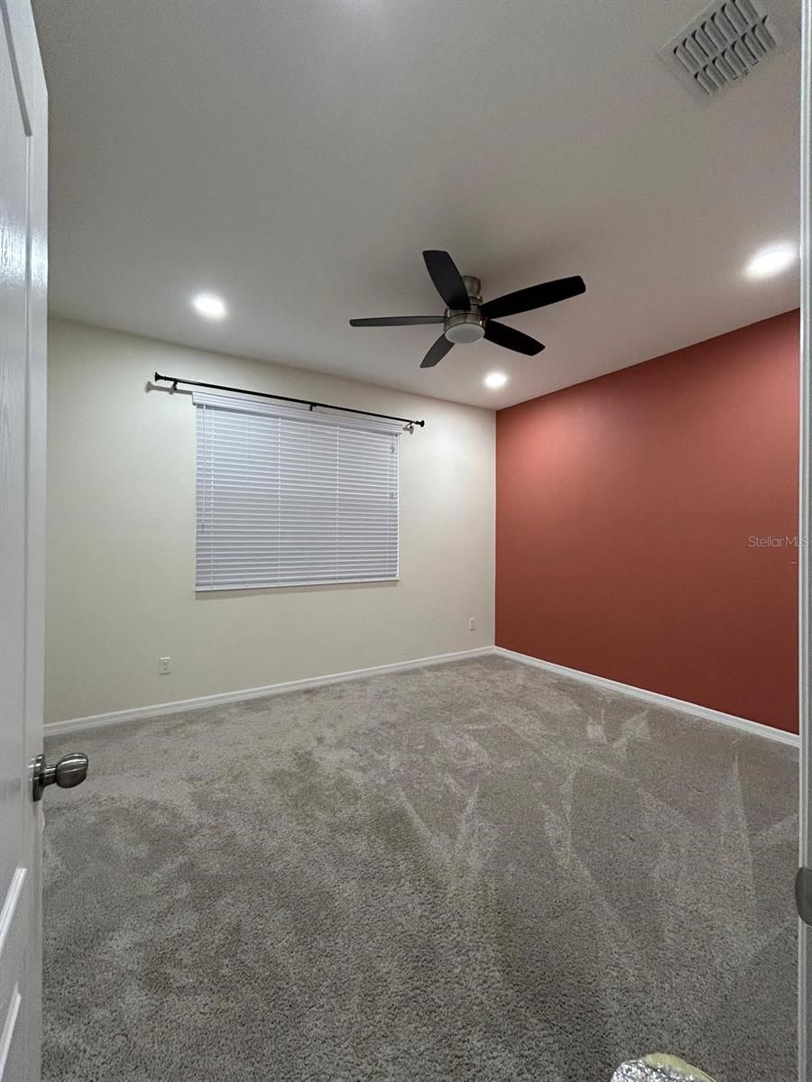 Image 14 of 43 For 4569 Dulwik Place