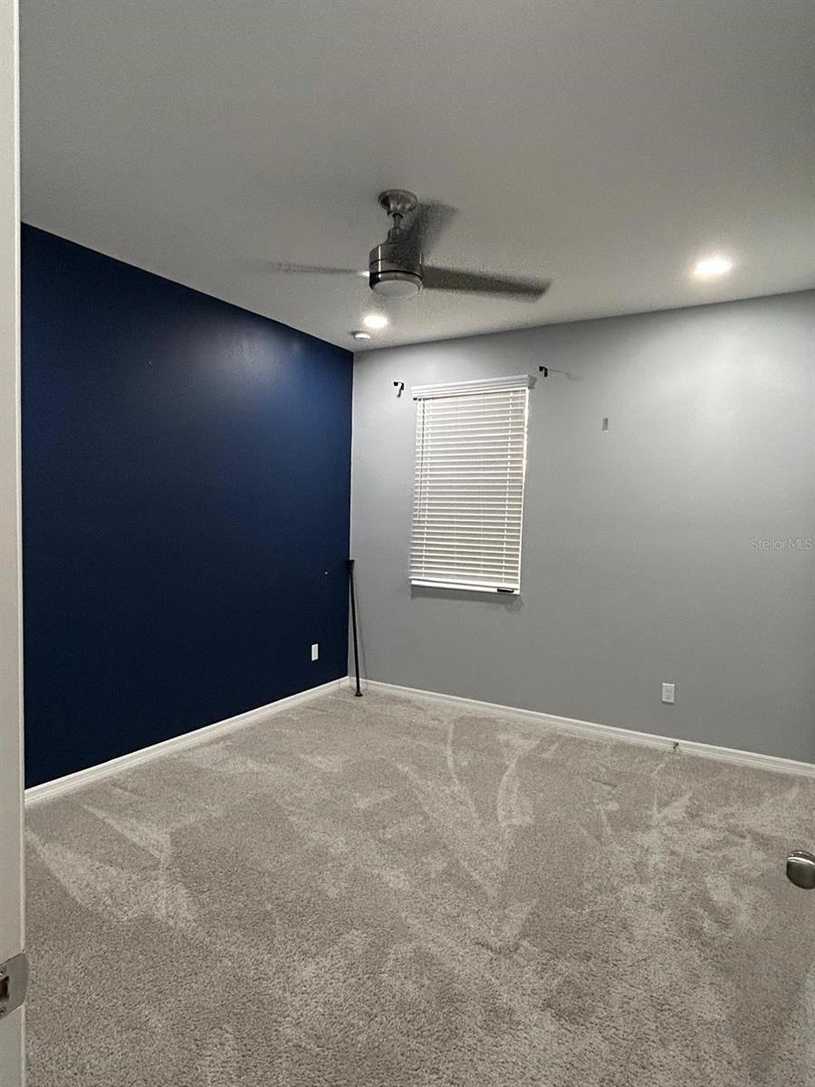 Image 22 of 43 For 4569 Dulwik Place