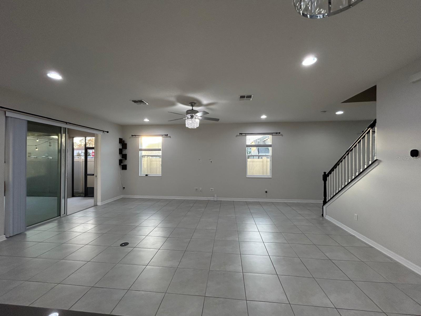 Image 7 of 43 For 4569 Dulwik Place