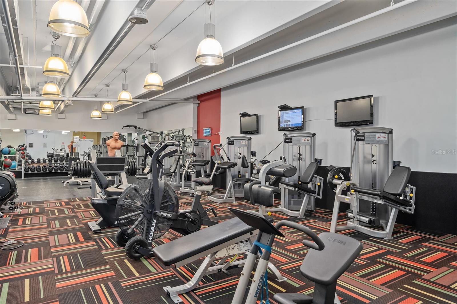 Image 13 of 57 For 101 Eola Drive 1202