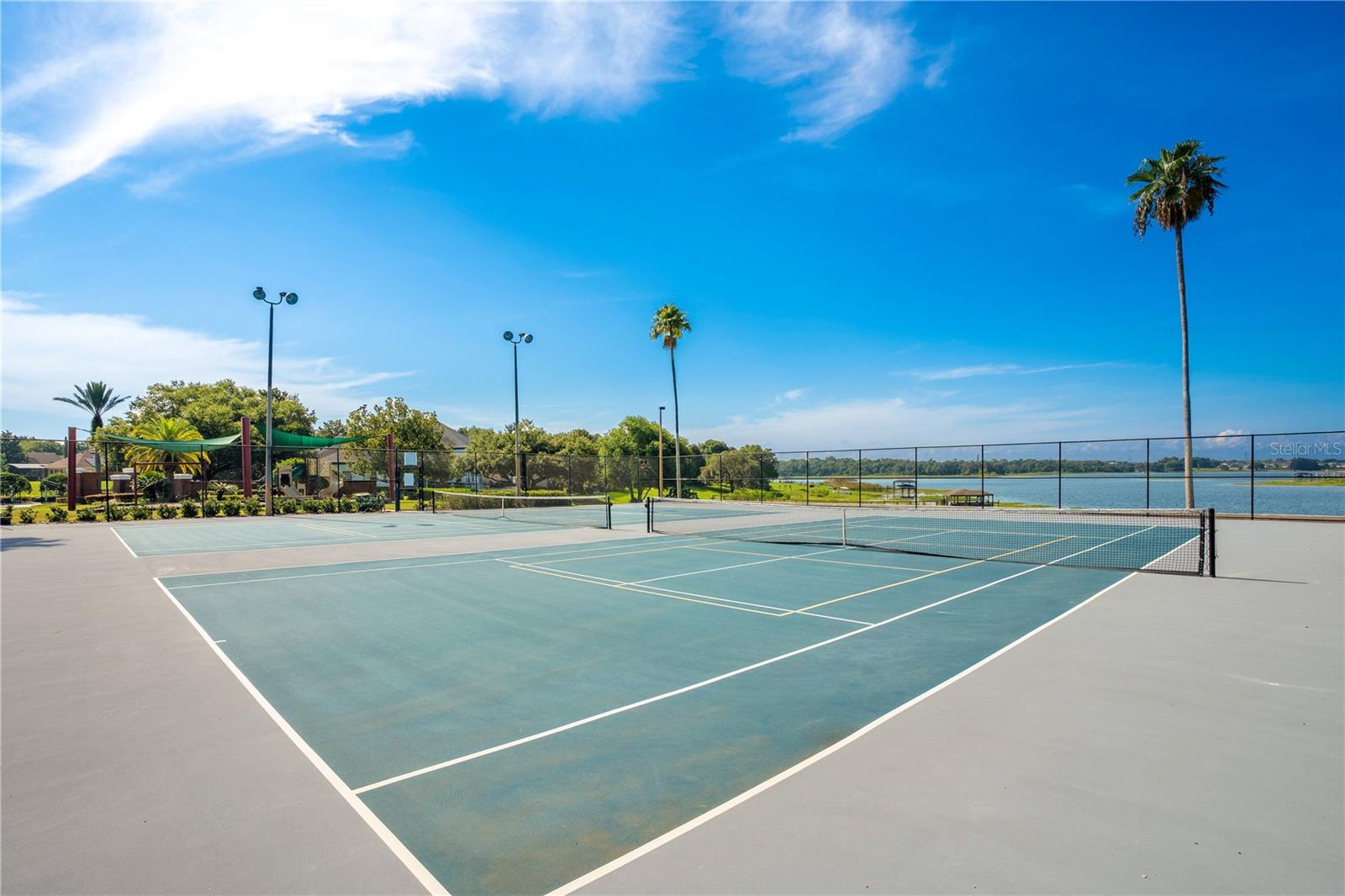 Image 28 of 32 For 13540 Fountainbleau Drive