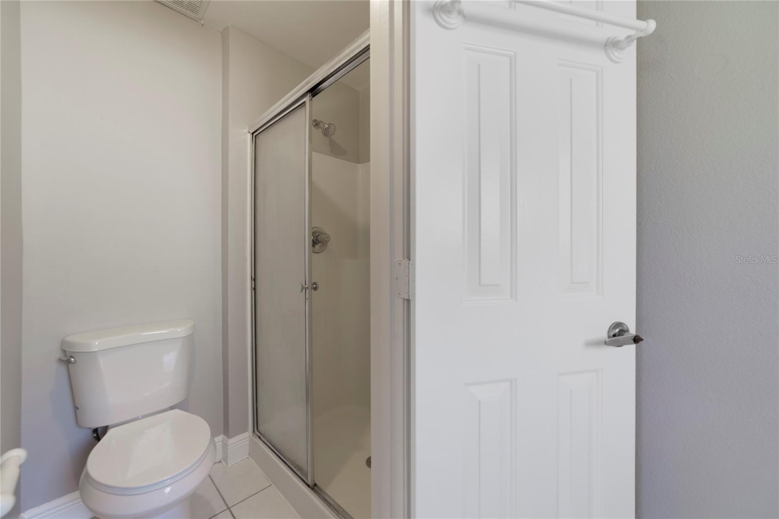 Image 17 of 25 For 620 Sunridge Woods Boulevard