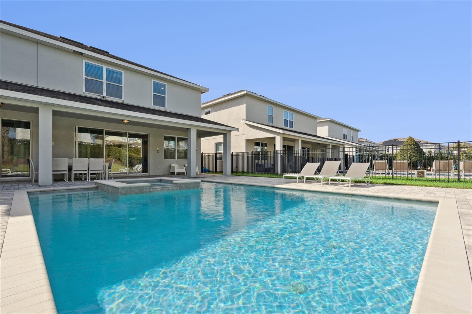 Image 12 of 72 For 7649 Fairfax Drive