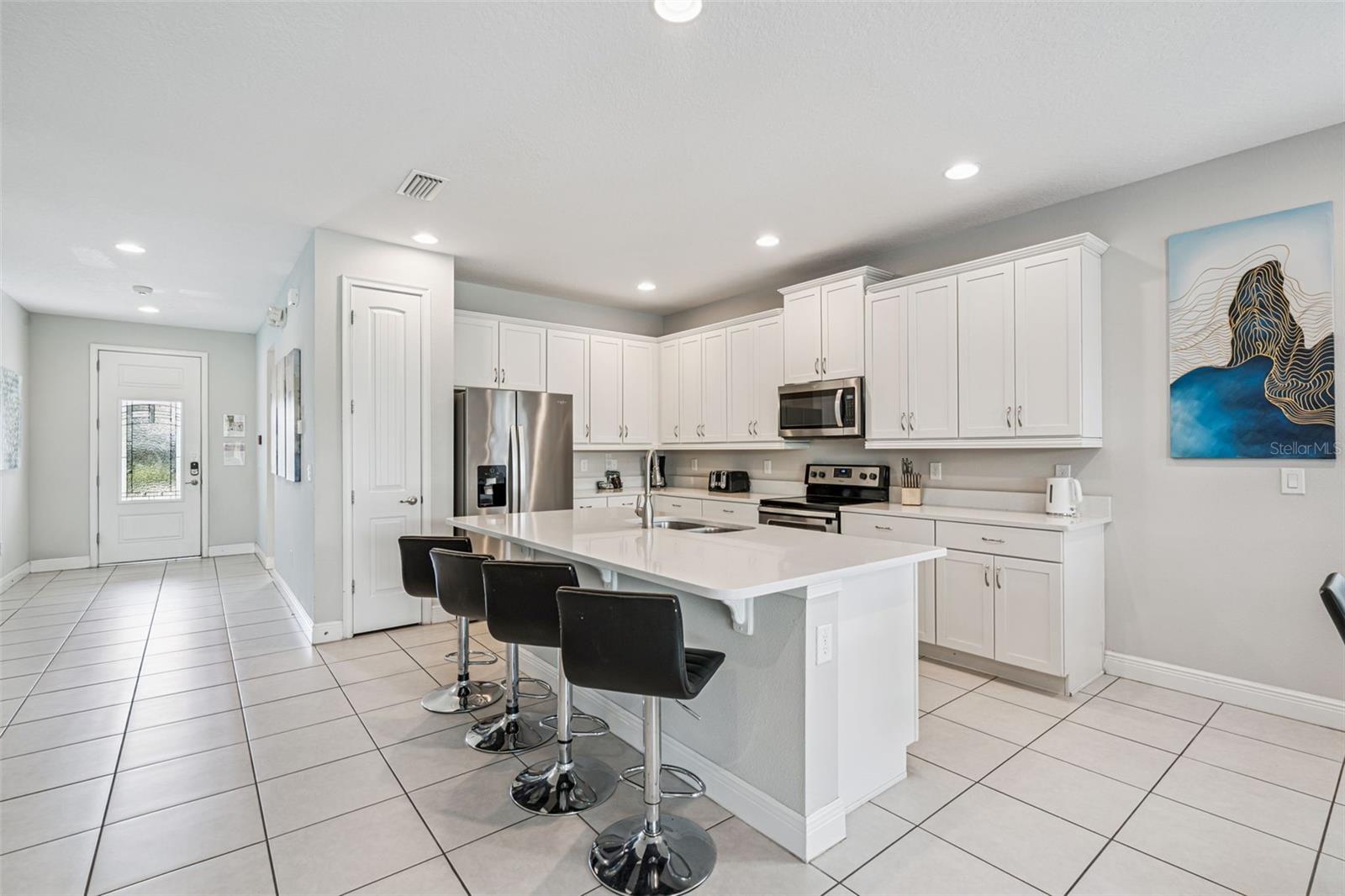 Image 19 of 72 For 7649 Fairfax Drive