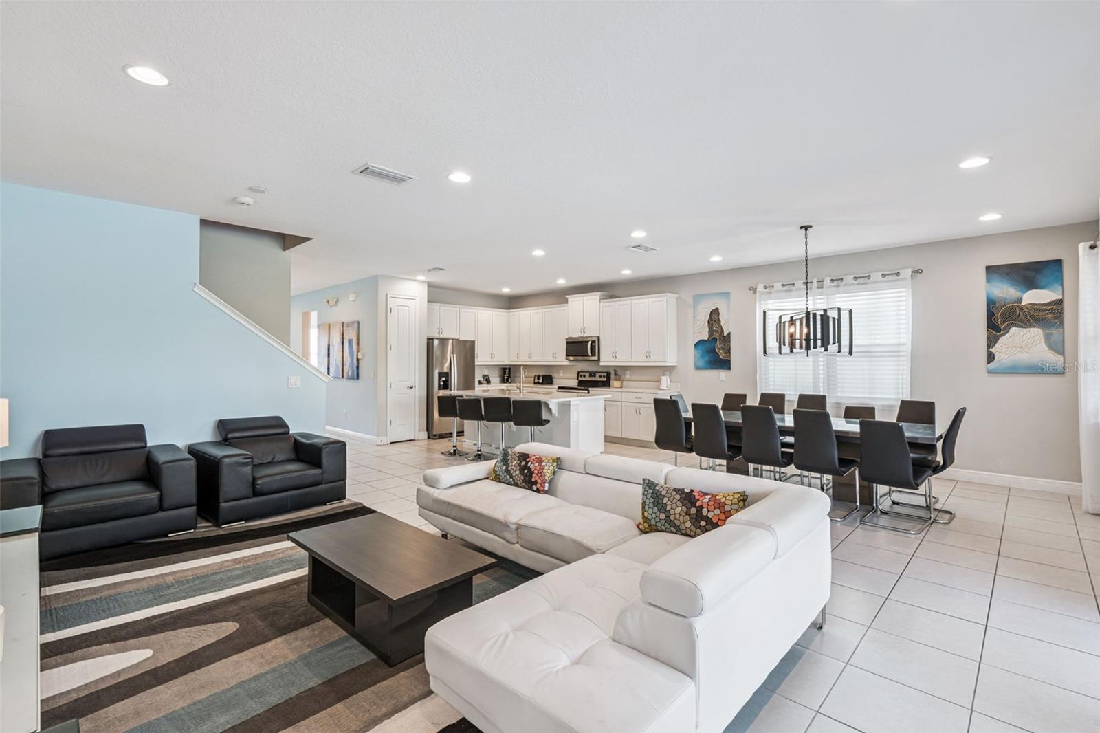 Image 23 of 72 For 7649 Fairfax Drive