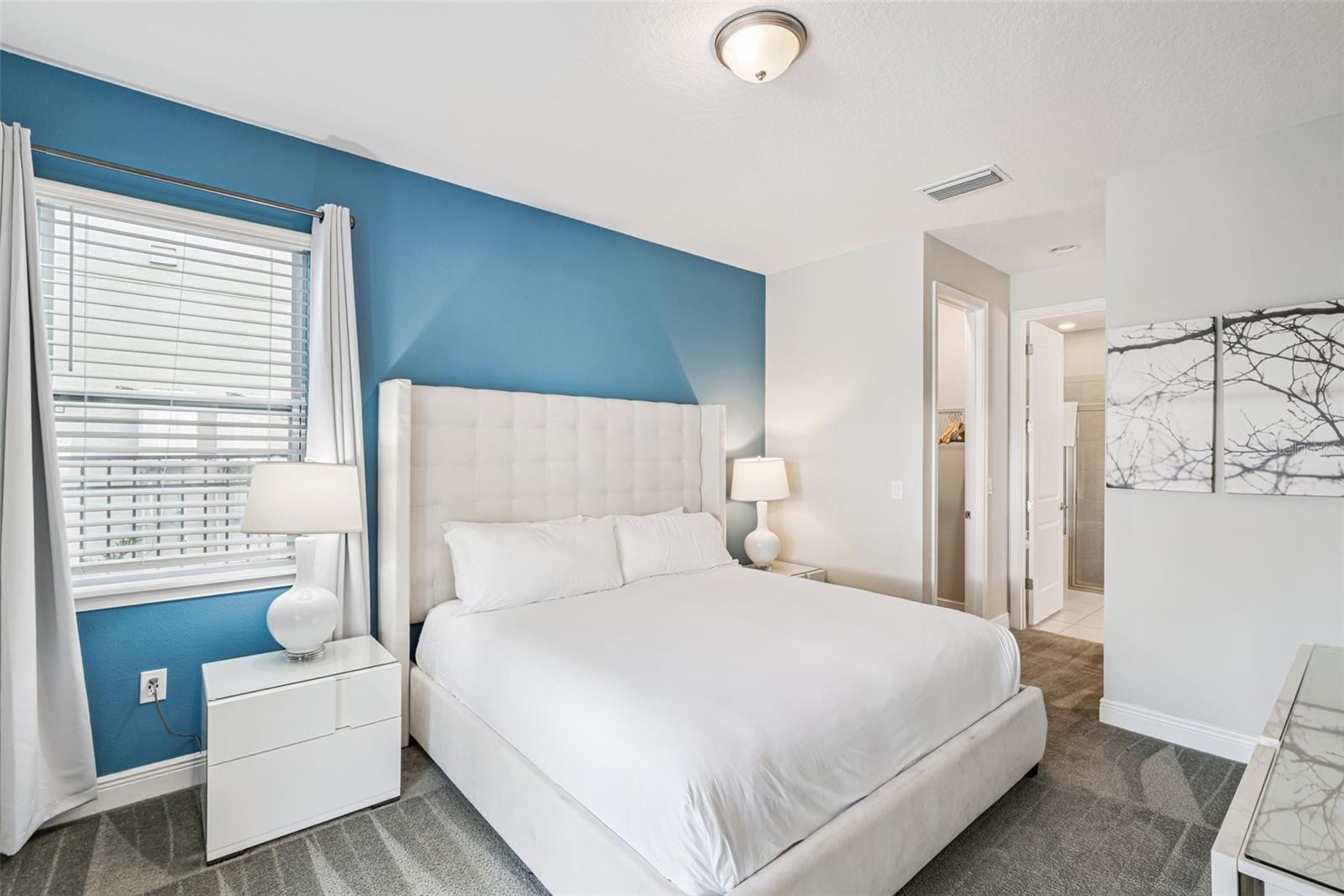 Image 29 of 72 For 7649 Fairfax Drive