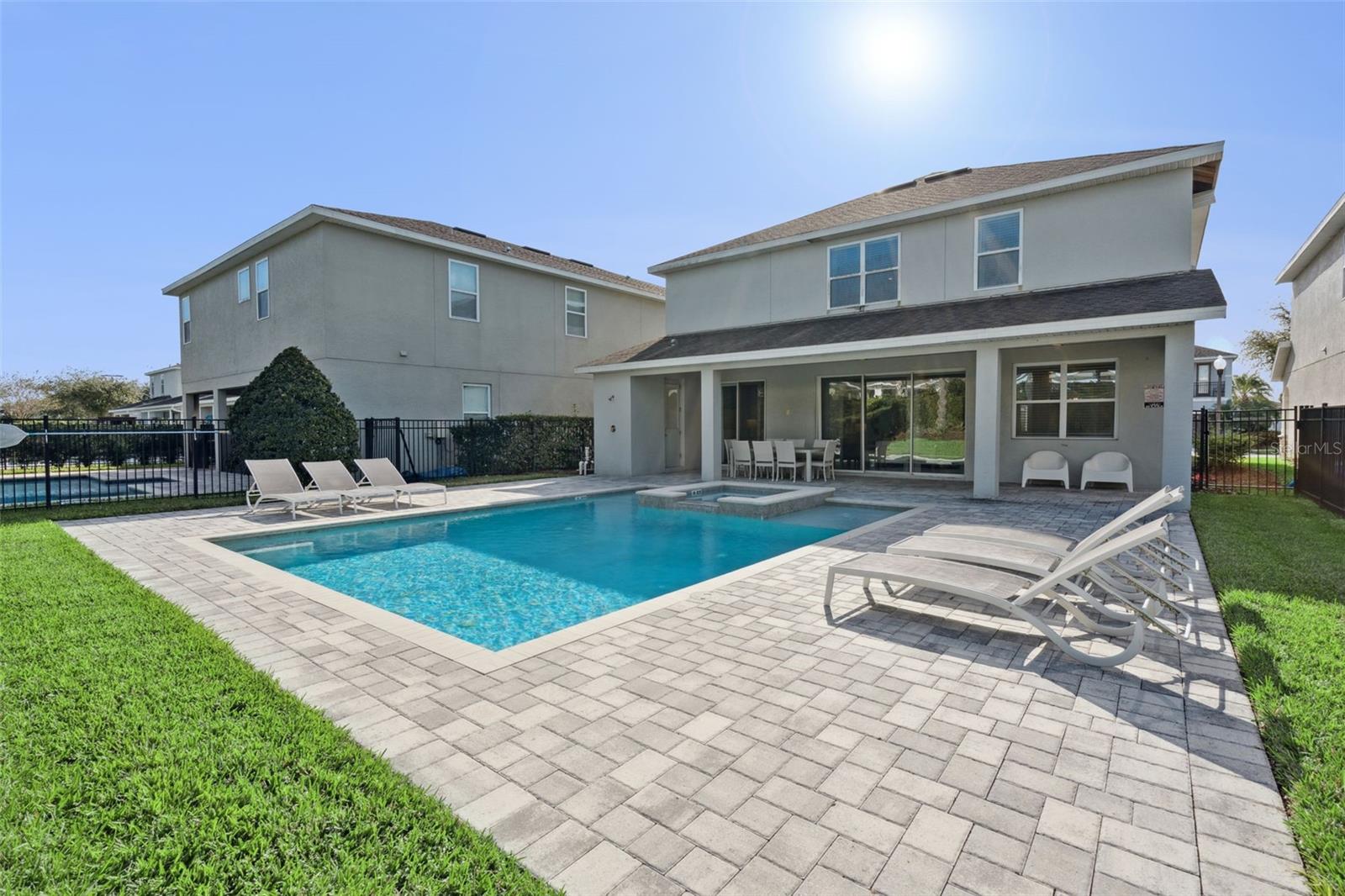 Image 46 of 72 For 7649 Fairfax Drive