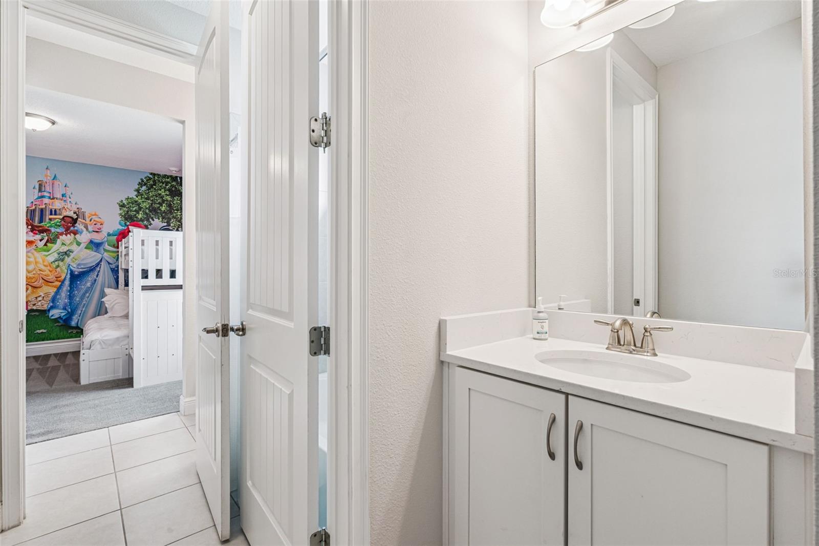 Image 8 of 72 For 7649 Fairfax Drive