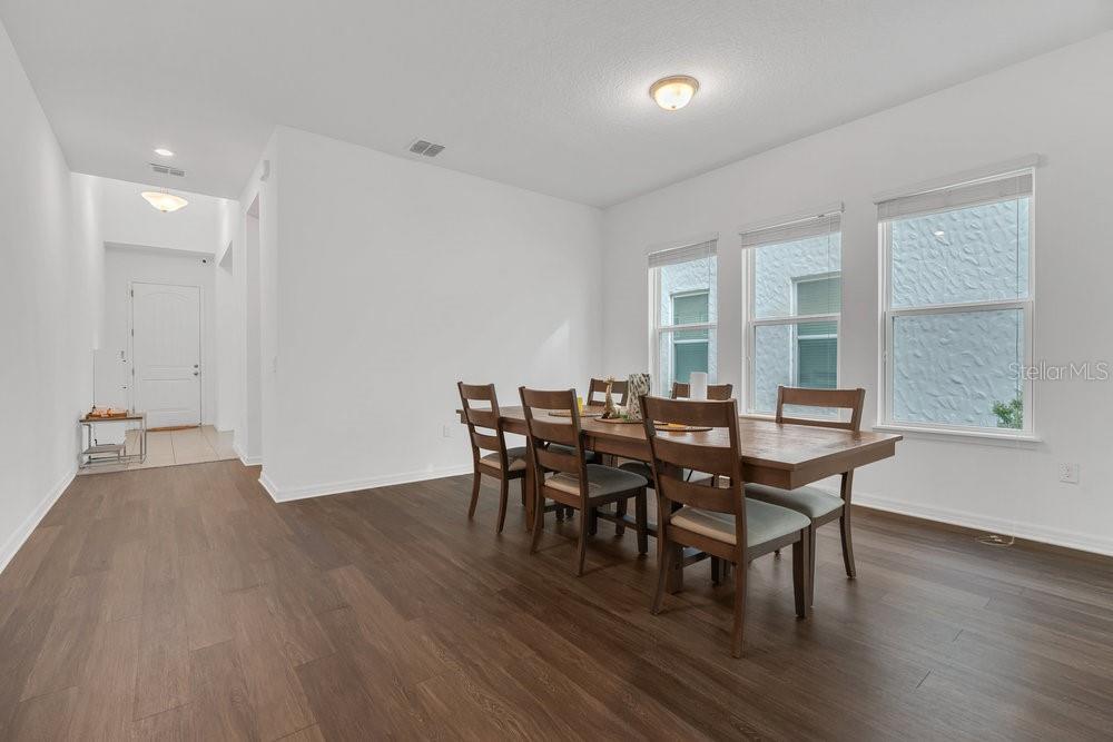 Image 13 of 42 For 12880 Westside Village Loop