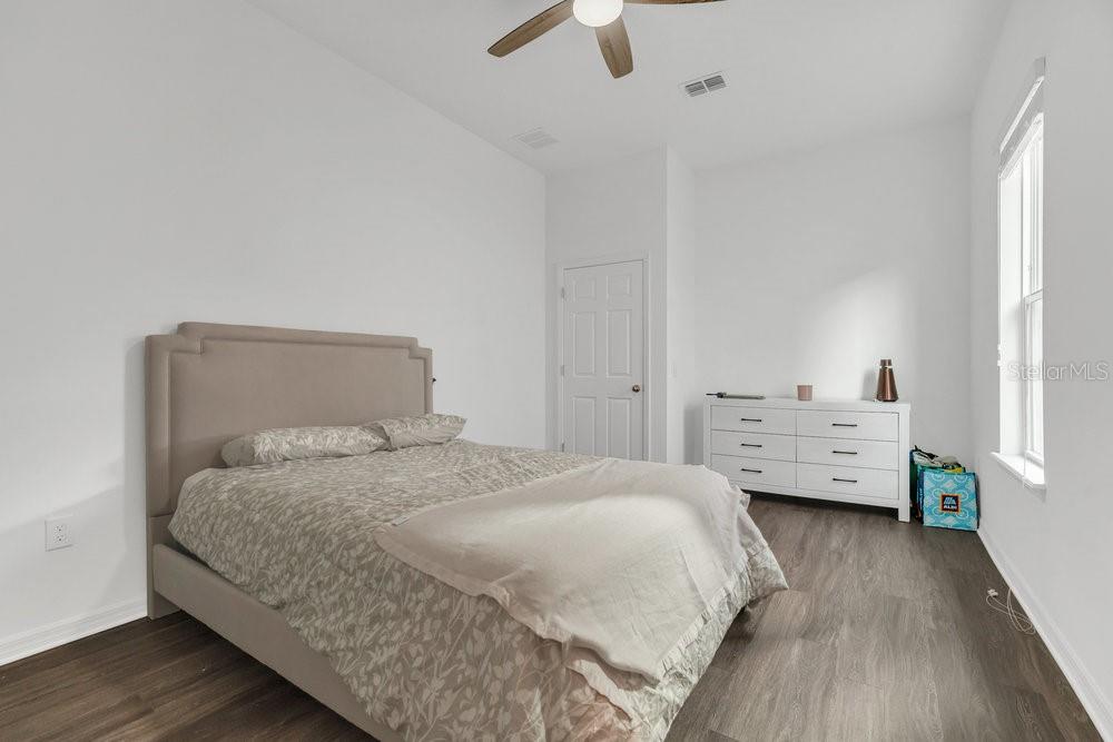 Image 20 of 42 For 12880 Westside Village Loop