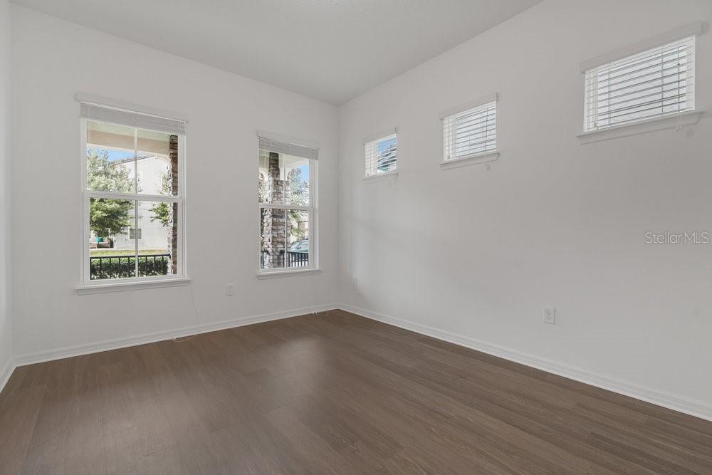 Image 26 of 42 For 12880 Westside Village Loop