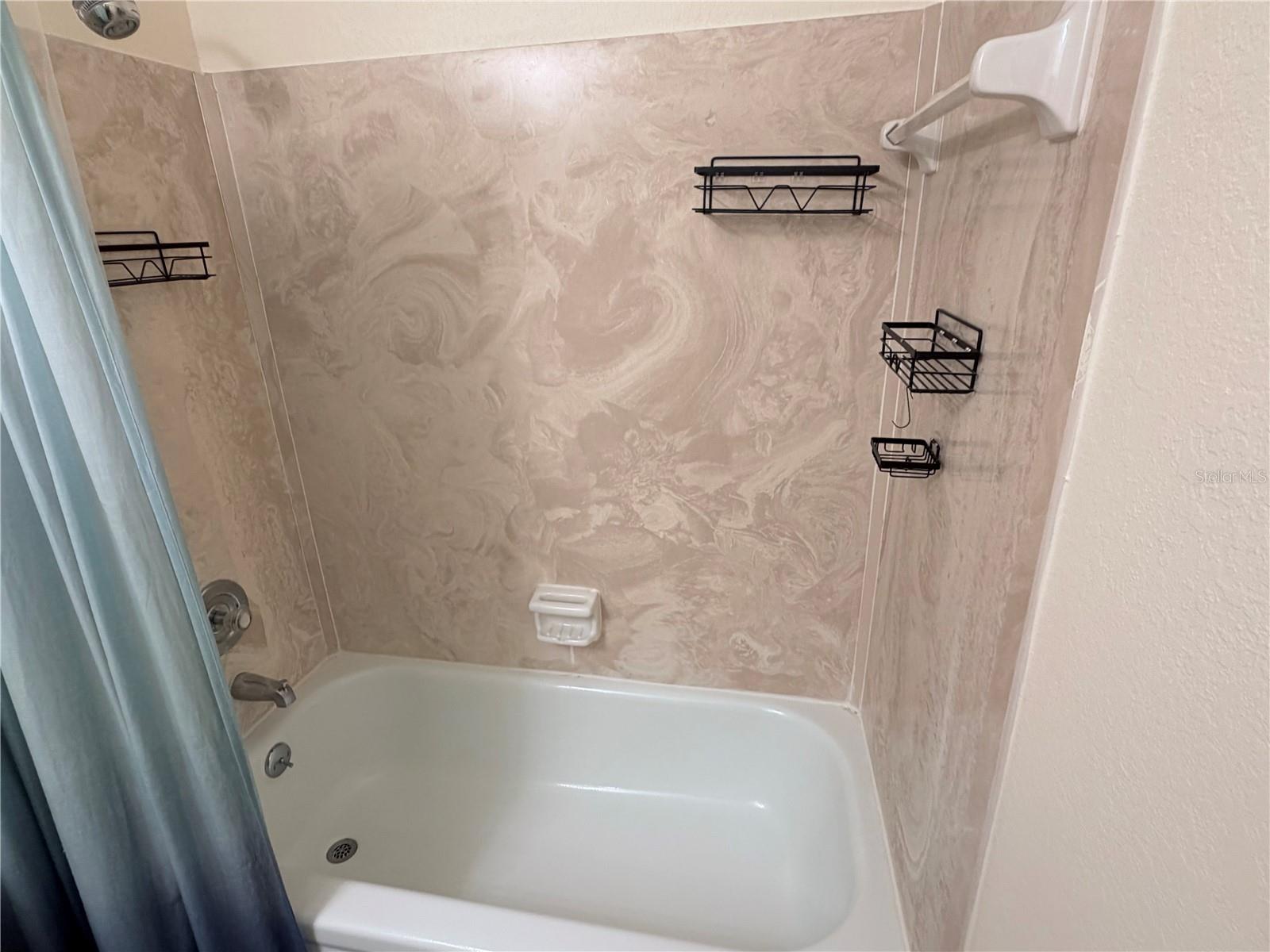 Image 19 of 31 For 940 Douglas Avenue 154