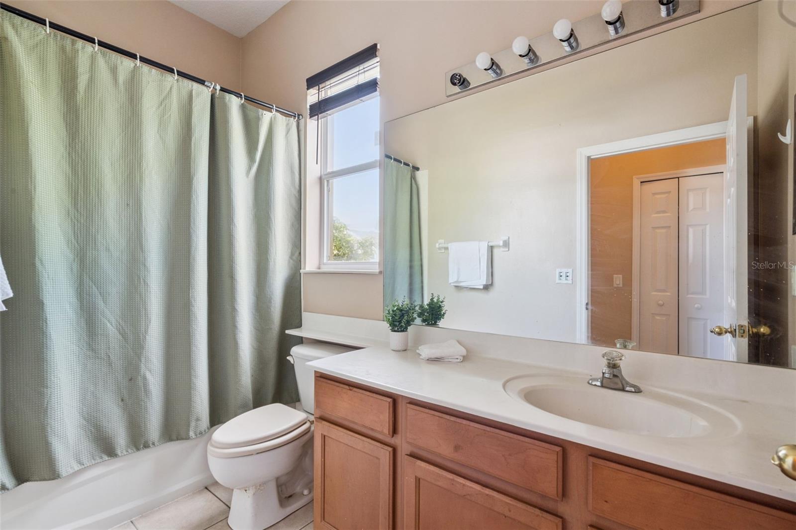 Image 22 of 44 For 2609 Slagrove Court