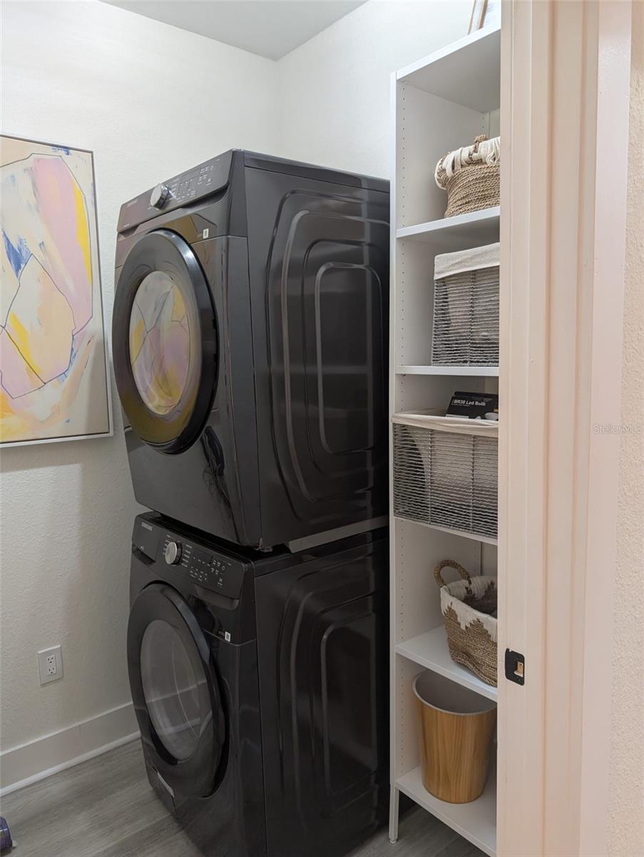 Image 4 of 13 For 860 Orange Avenue 172