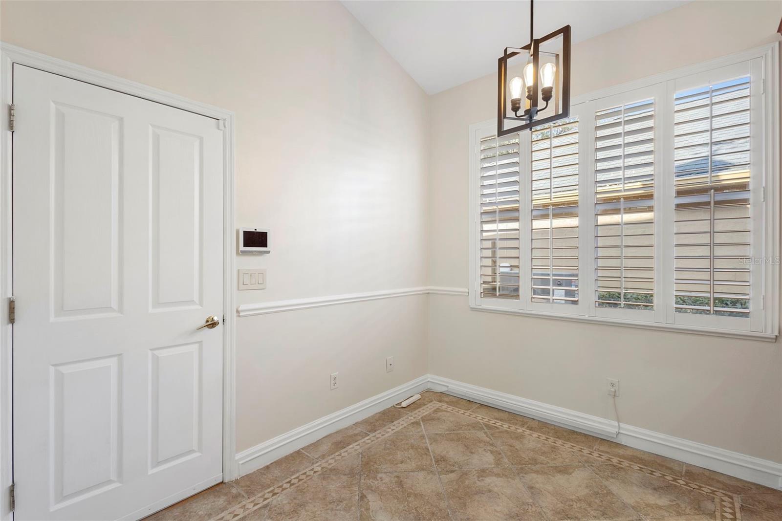 Image 16 of 48 For 839 Bentley Green Circle