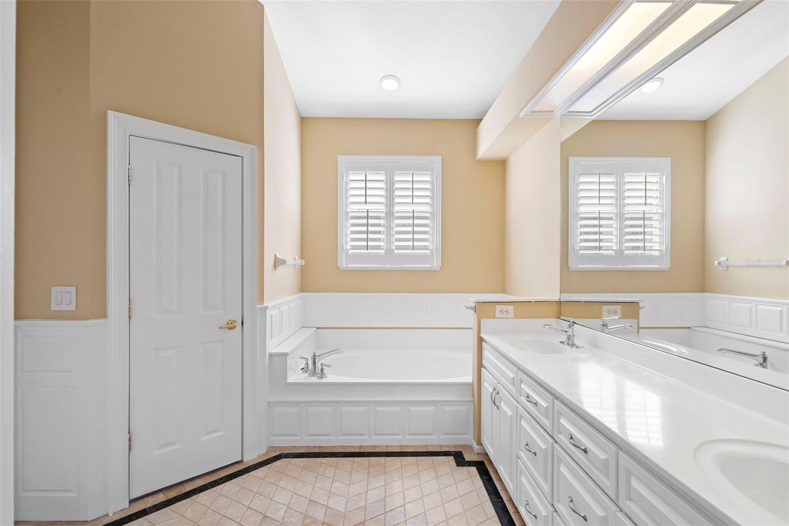 Image 26 of 48 For 839 Bentley Green Circle