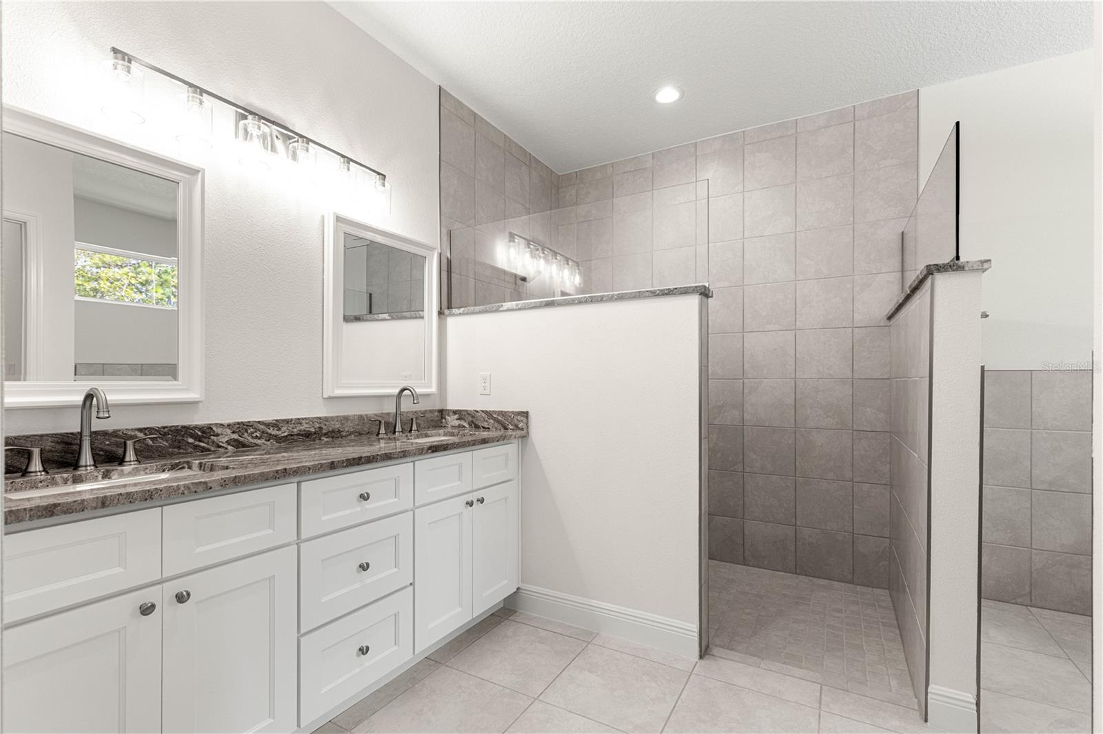 Image 27 of 49 For 12185 98 Street