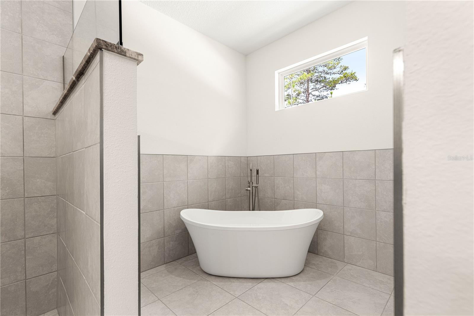 Image 31 of 49 For 12185 98 Street