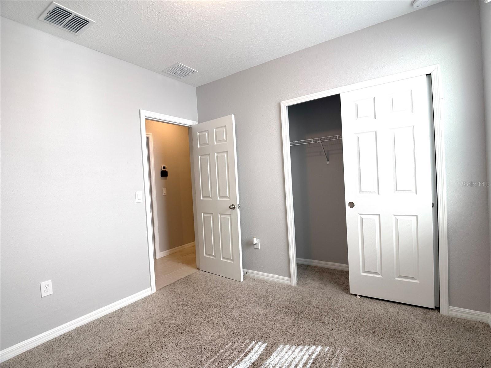 Image 19 of 41 For 3063 Laurel Oak Lane