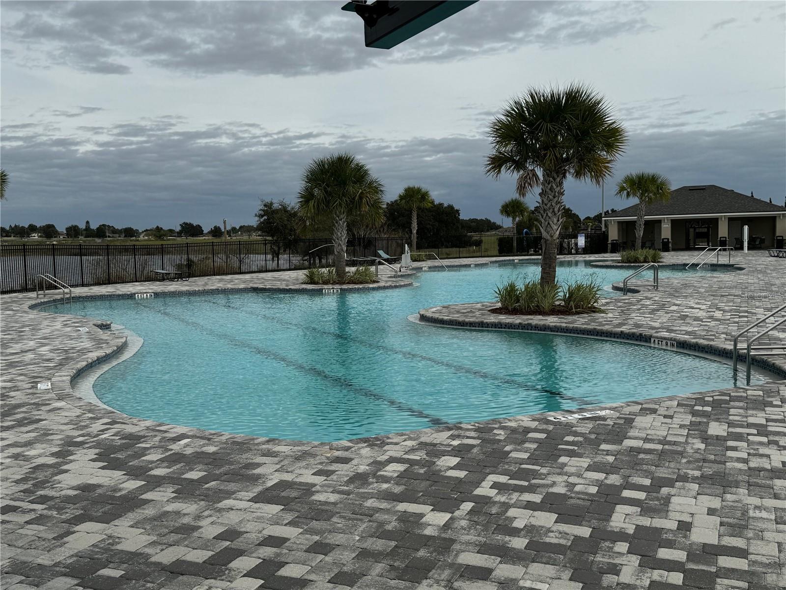 Image 29 of 41 For 3063 Laurel Oak Lane