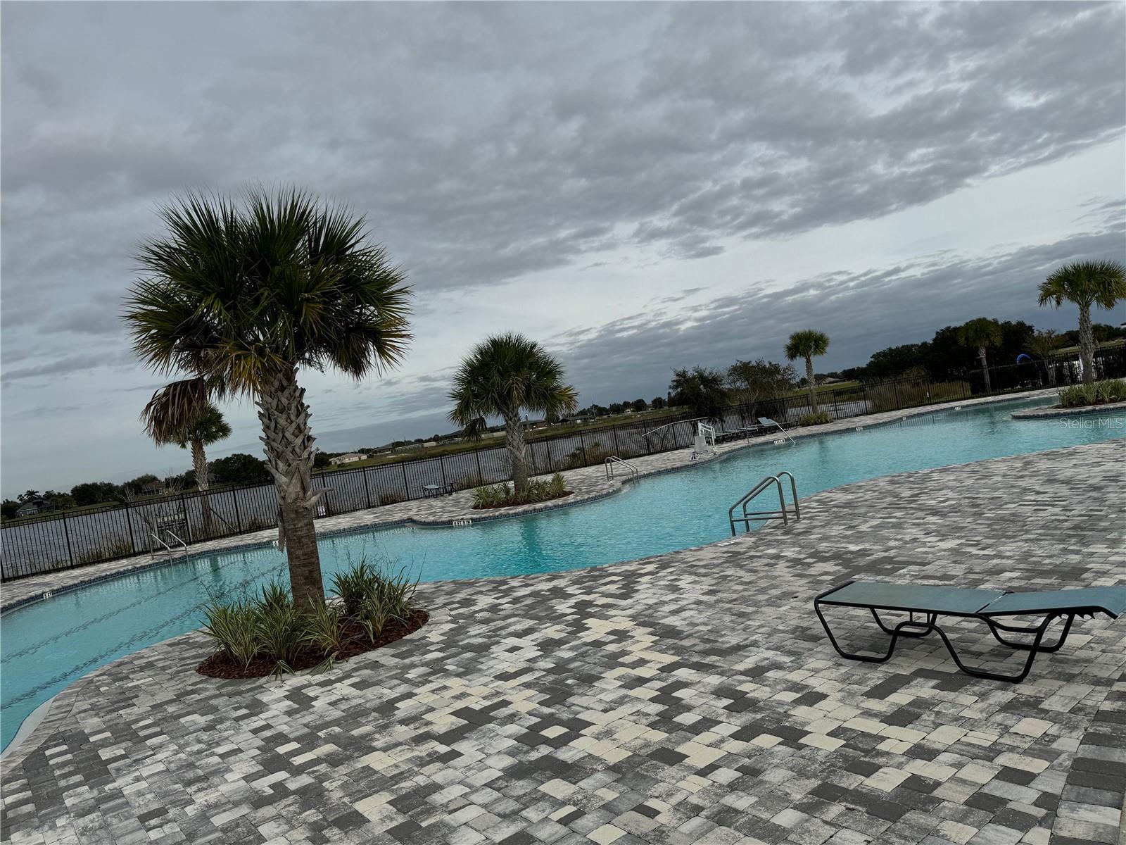 Image 33 of 41 For 3063 Laurel Oak Lane