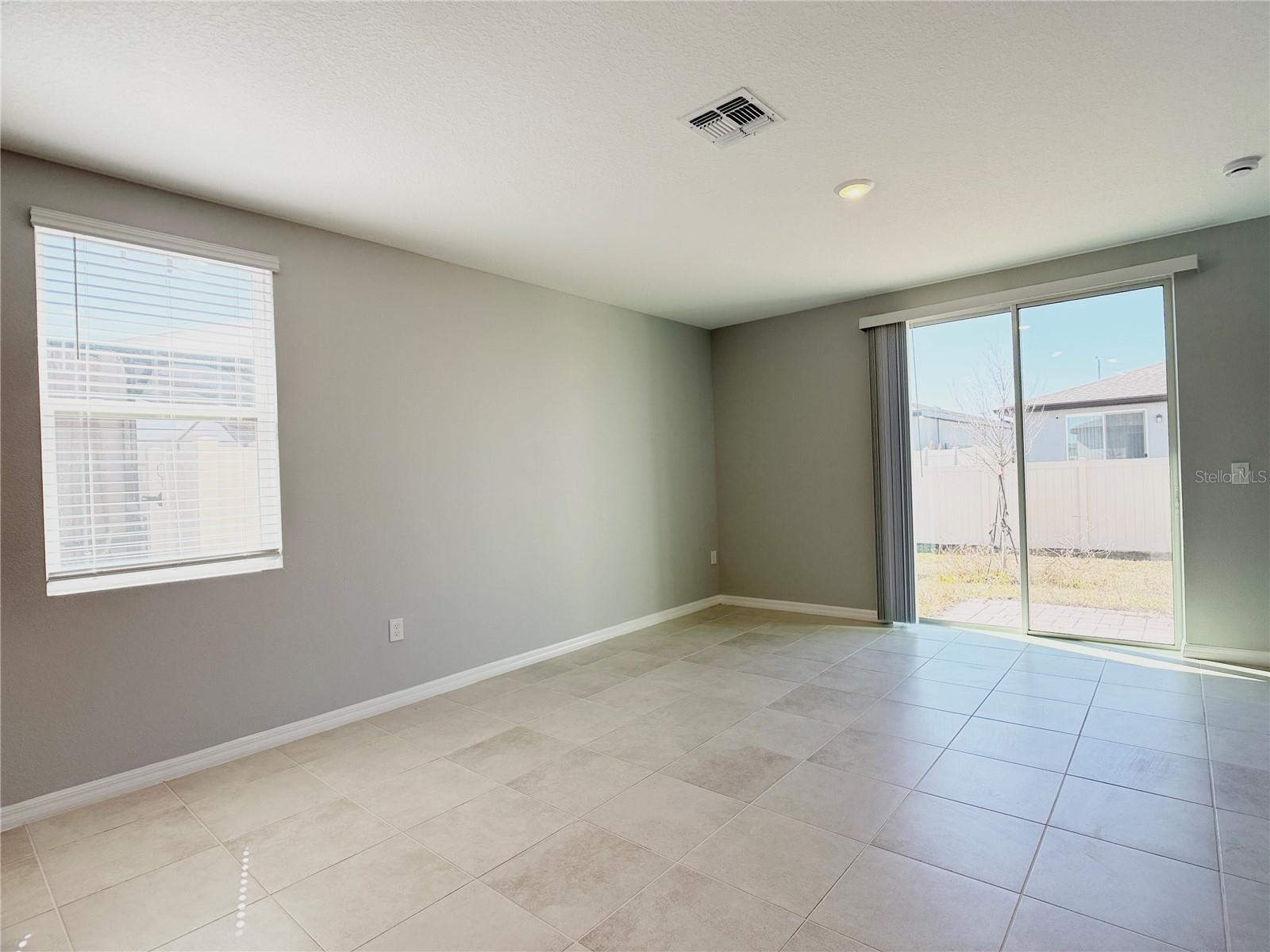 Image 8 of 41 For 3063 Laurel Oak Lane