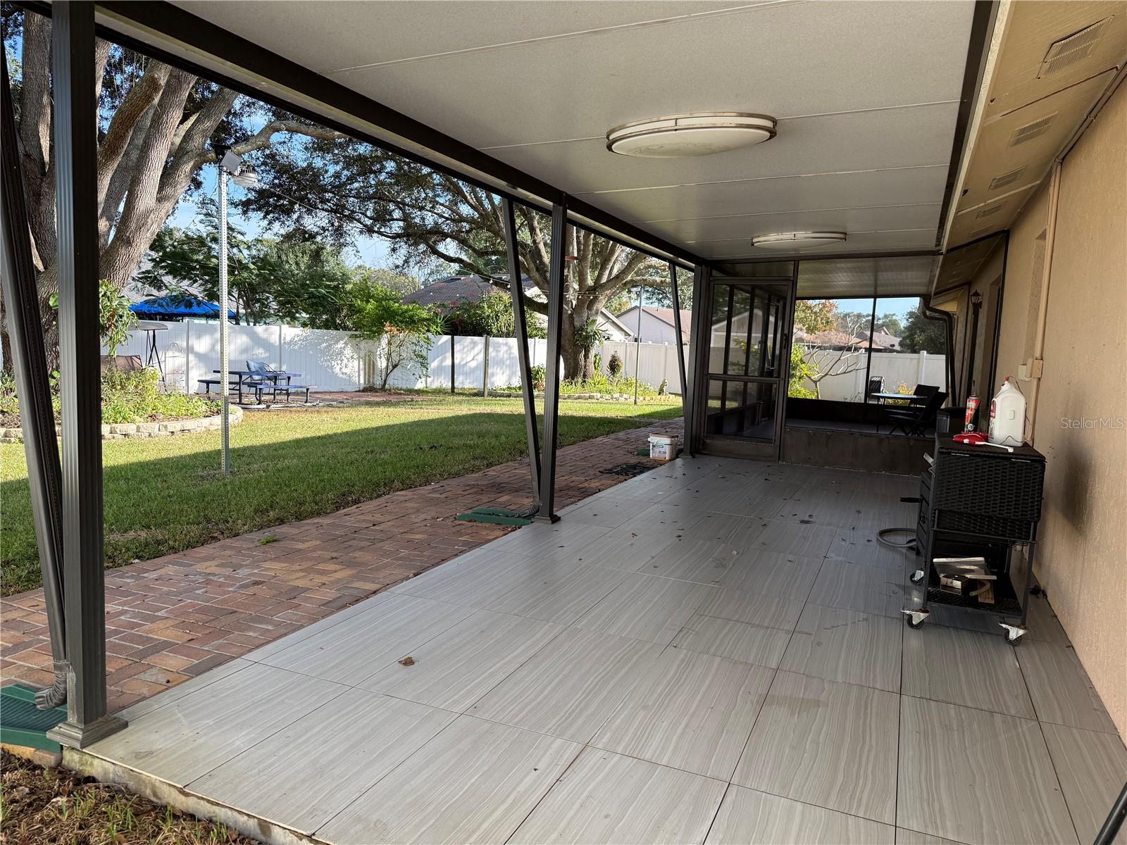 Image 12 of 17 For 2417 Abbey Avenue