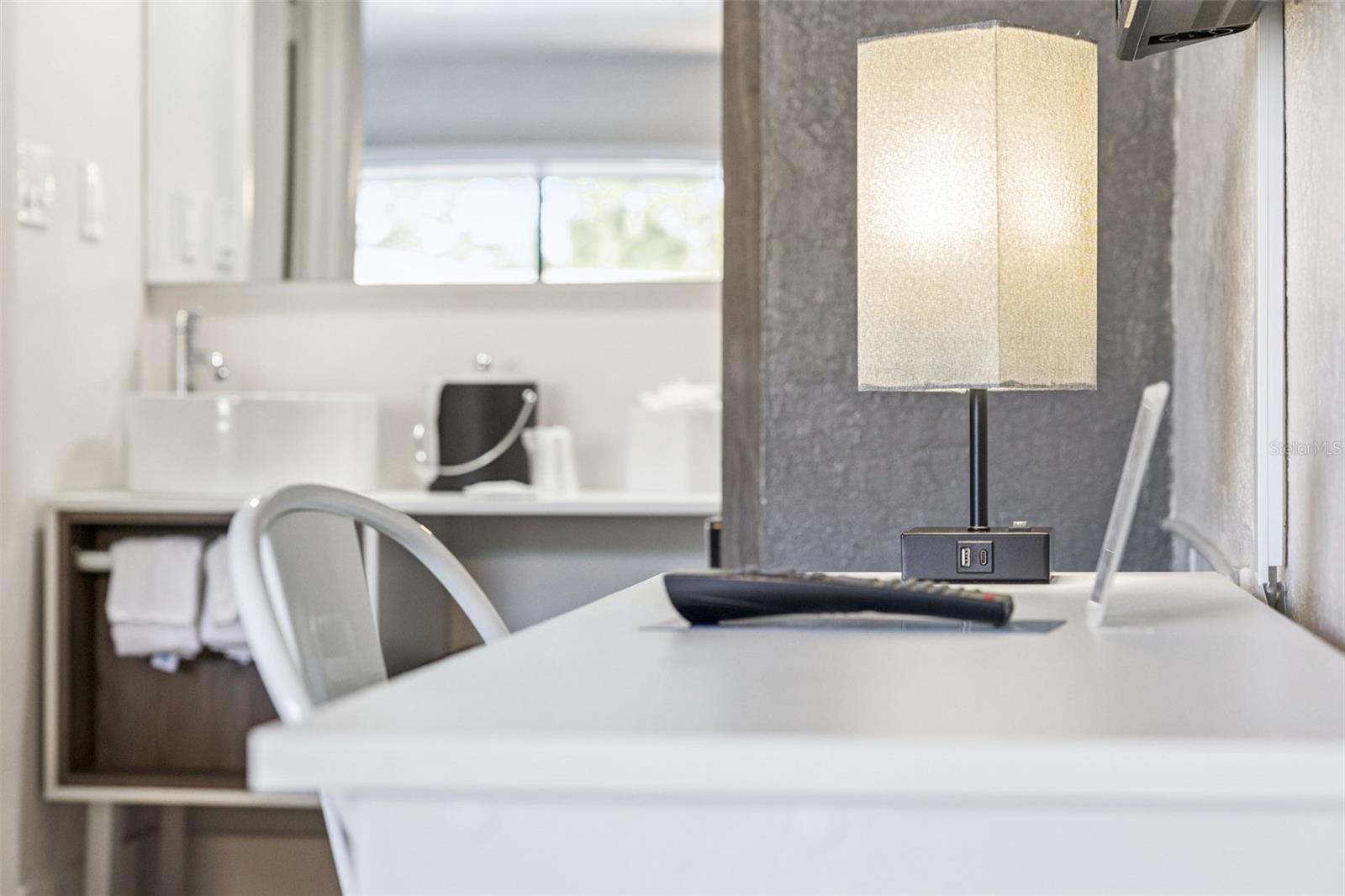 Image 12 of 34 For 5367 Irlo Bronson Memorial Highway 1-209