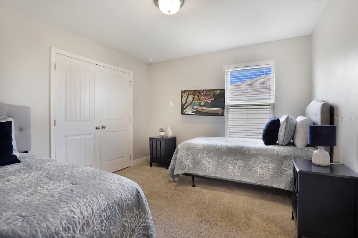 Image 13 of 39 For 4179 Oaktree Drive