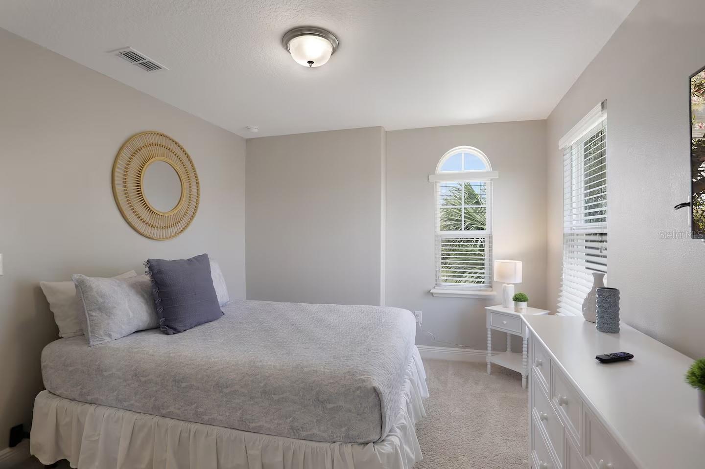 Image 22 of 39 For 4179 Oaktree Drive