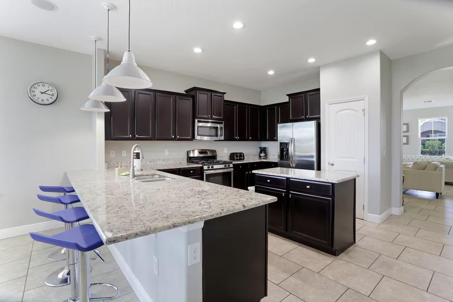 Image 9 of 39 For 4179 Oaktree Drive