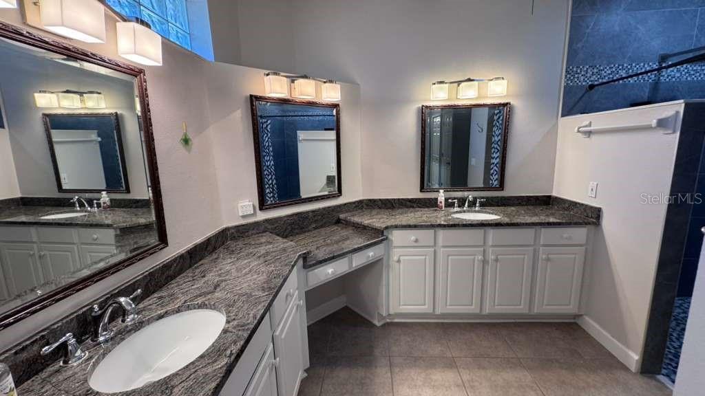 Image 17 of 24 For 10324 Pointview Court