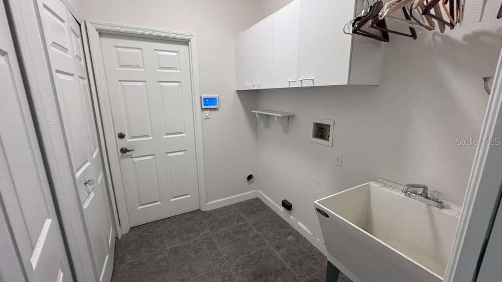 Image 24 of 24 For 10324 Pointview Court