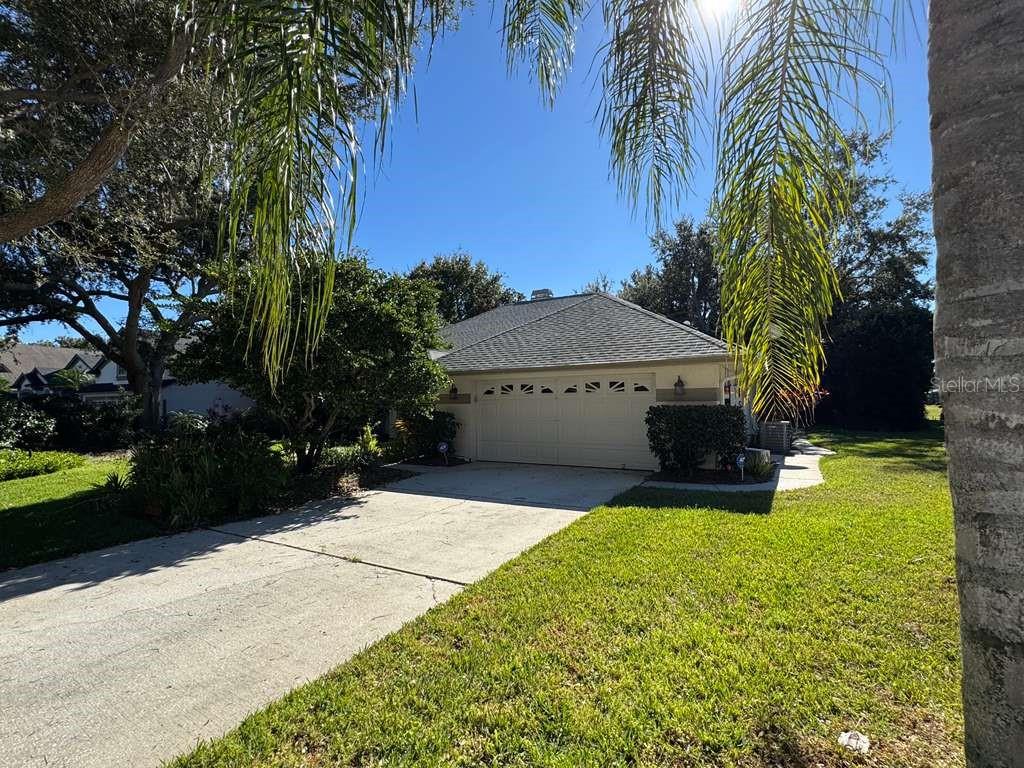 Image 3 of 24 For 10324 Pointview Court