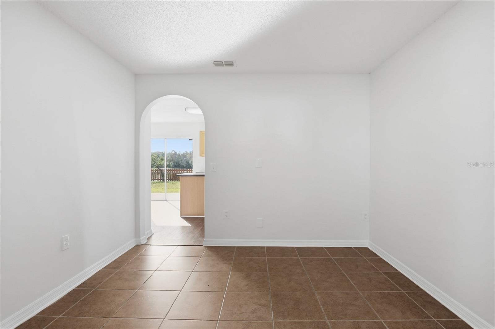 Image 10 of 45 For 31518 Earn Drive