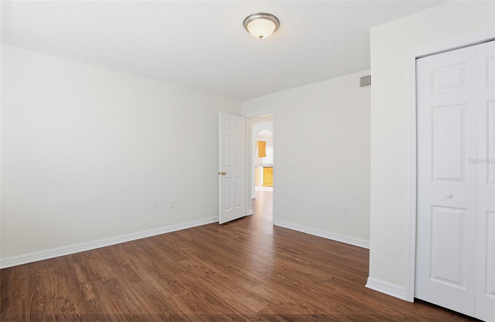 Image 27 of 45 For 31518 Earn Drive