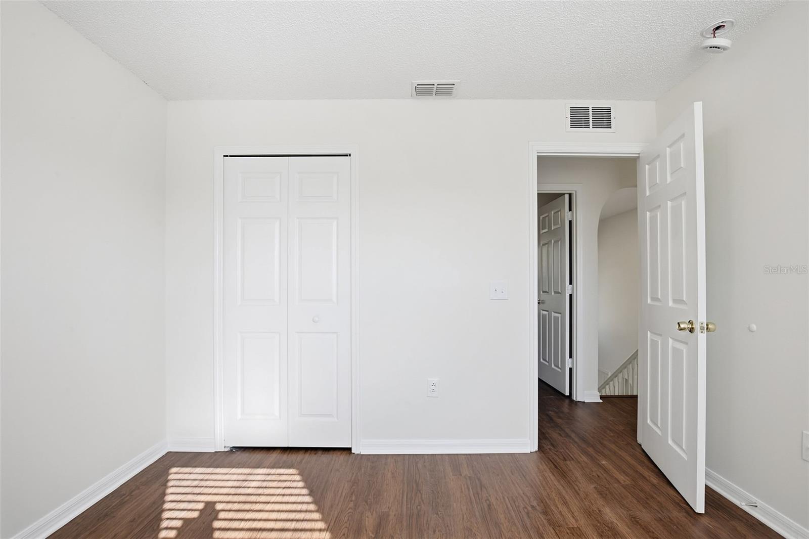 Image 34 of 45 For 31518 Earn Drive