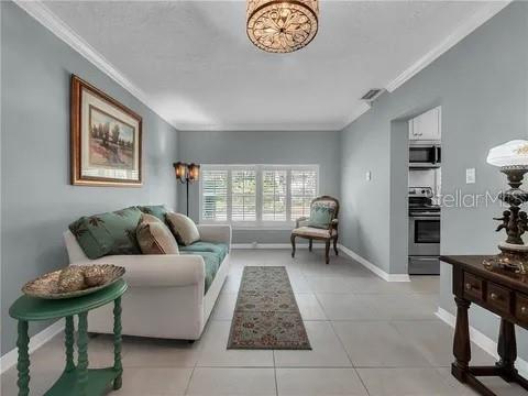 Image 4 of 14 For 1746 Dormont Lane